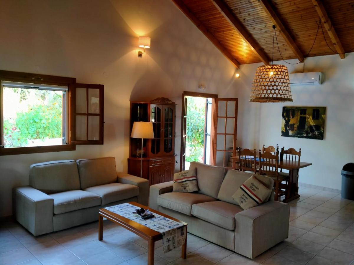 Bungalow Гиалова Екстериор снимка