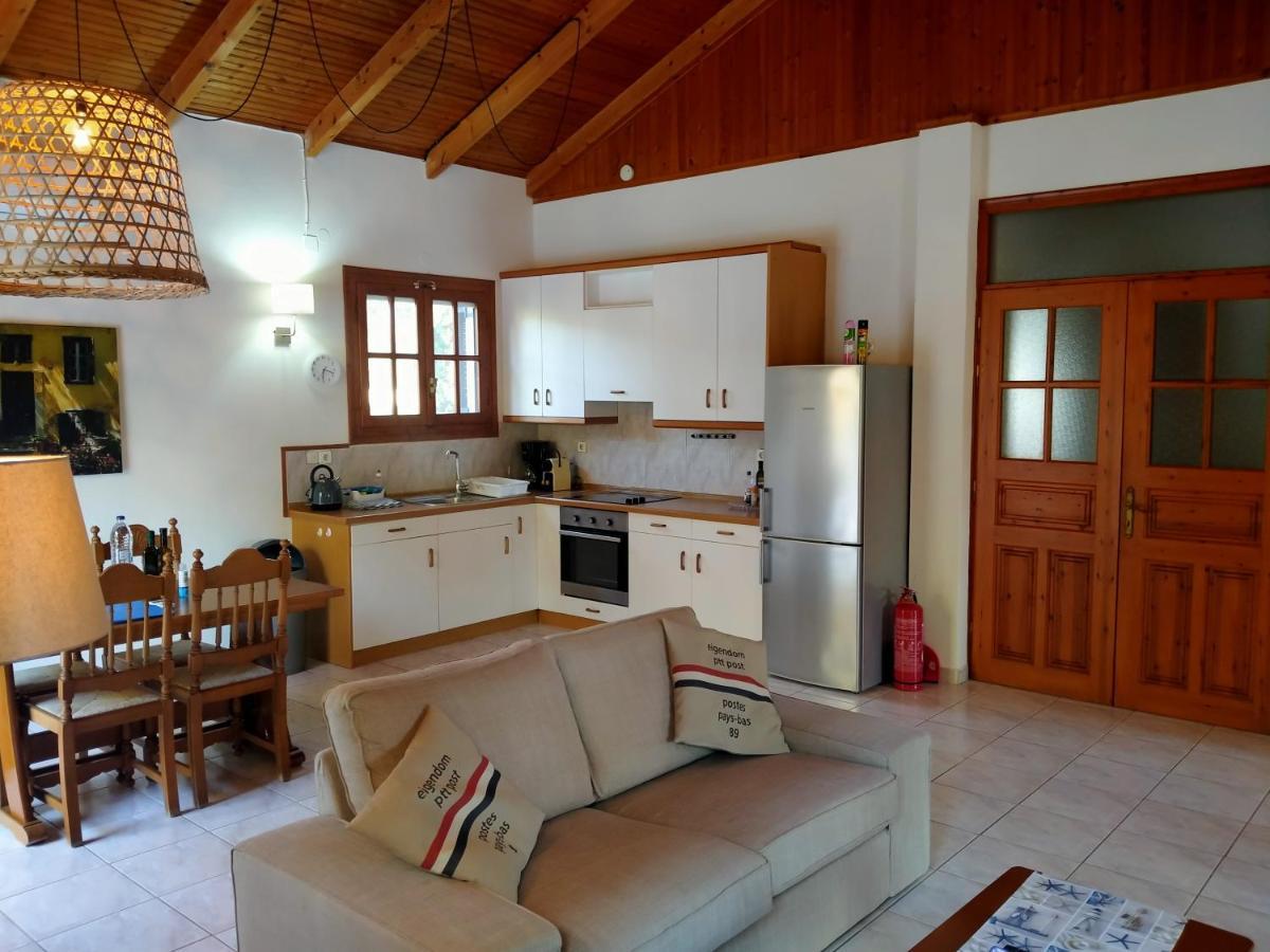Bungalow Гиалова Екстериор снимка